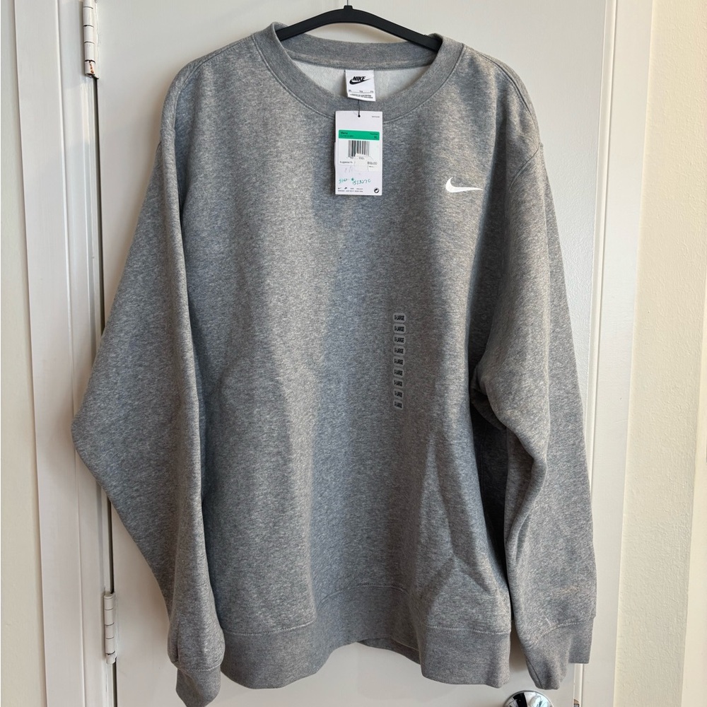 Nike Men's Heather Gray Joggers and Sweatshirt
